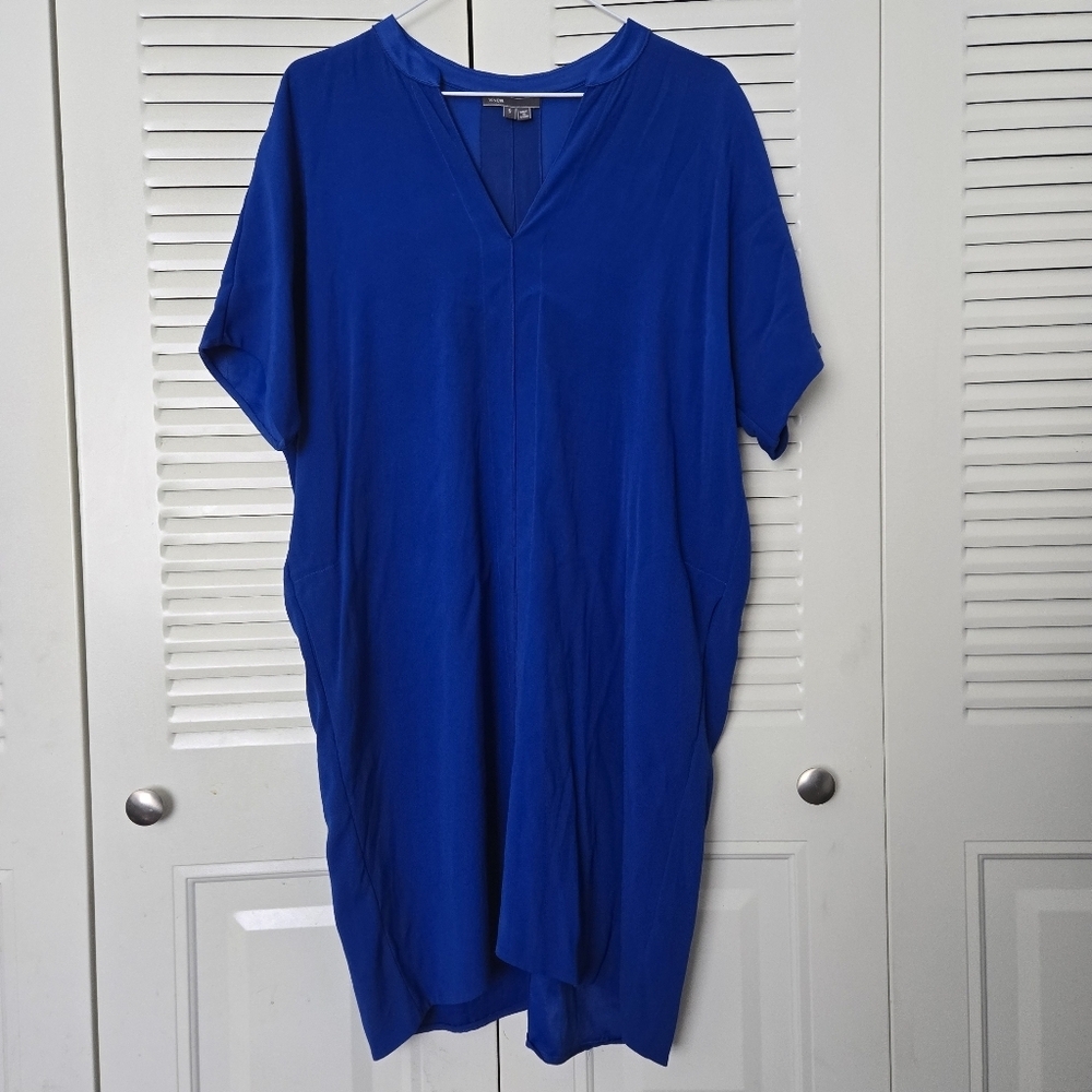 Vince. Cobalt Blue Viscose Silk Short Sleeve Modern Shift Dress Size S